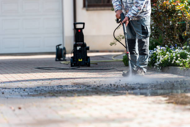 Best Sidewalk Pressure Washing  in Bryant, WA
