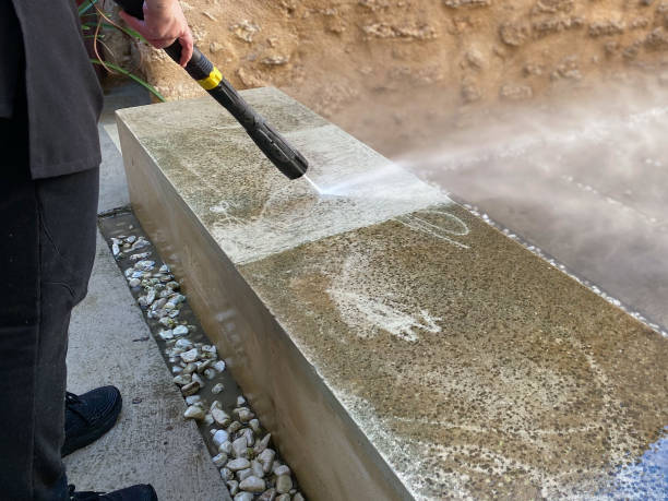 Best Deck Cleaning Services  in Bryant, WA